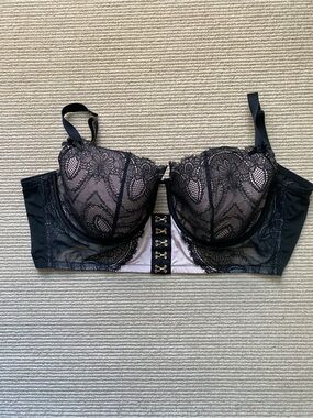 Cacique Black Lace Longline  Bra Lightly Lined Balconette Sexy 42F / 42DDD